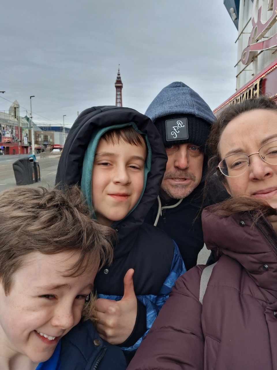 Puzzling Adventures near Hutton