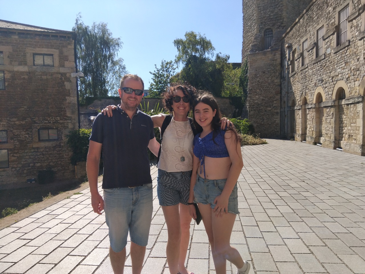 Puzzling Adventures near Thrupp