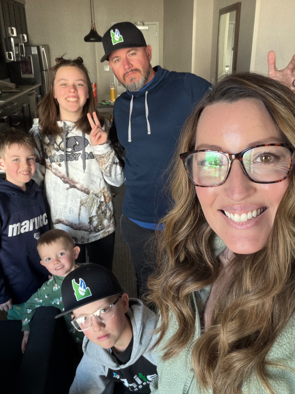 Puzzling Adventures near Highlands