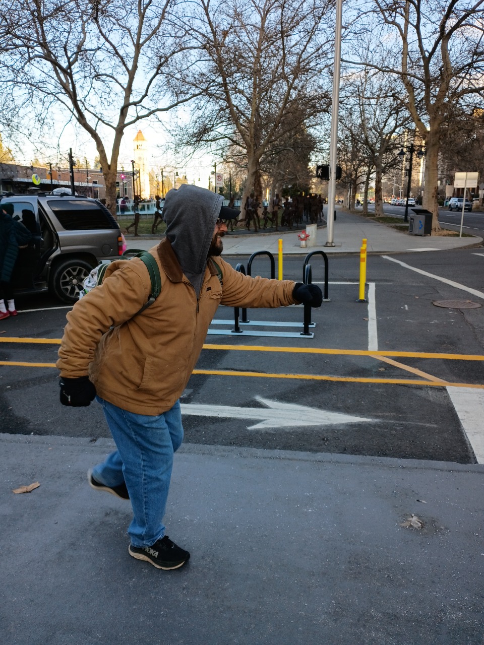 Puzzling Adventures near Peone