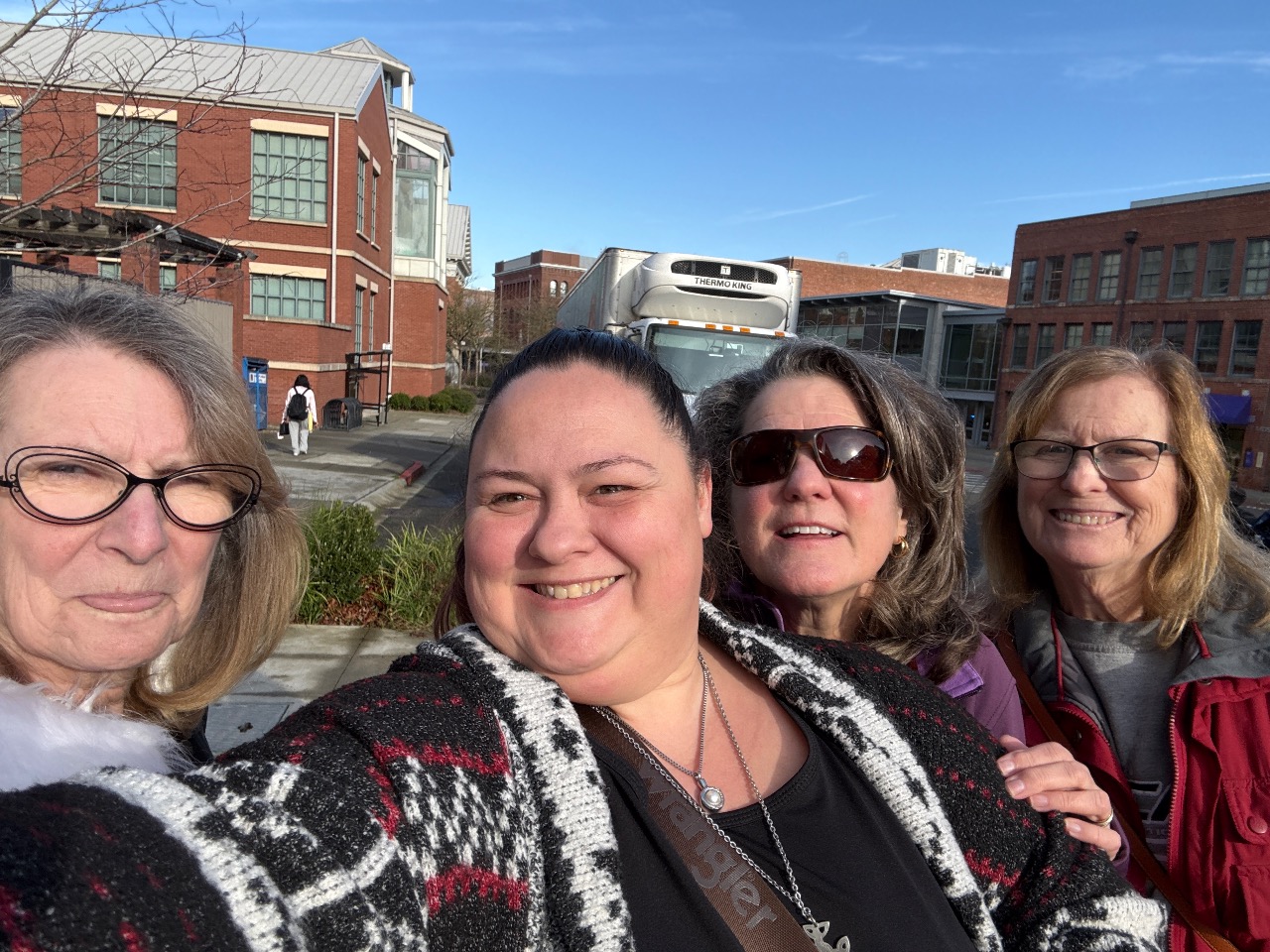 Puzzling Adventures near Manzanita